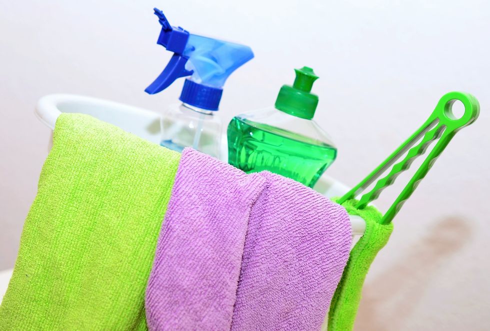 10 Easy Tips For Spring Cleaning