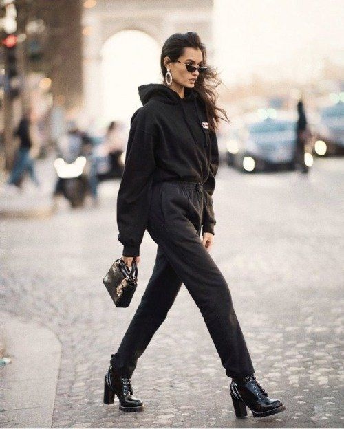 All black shop outfit tumblr