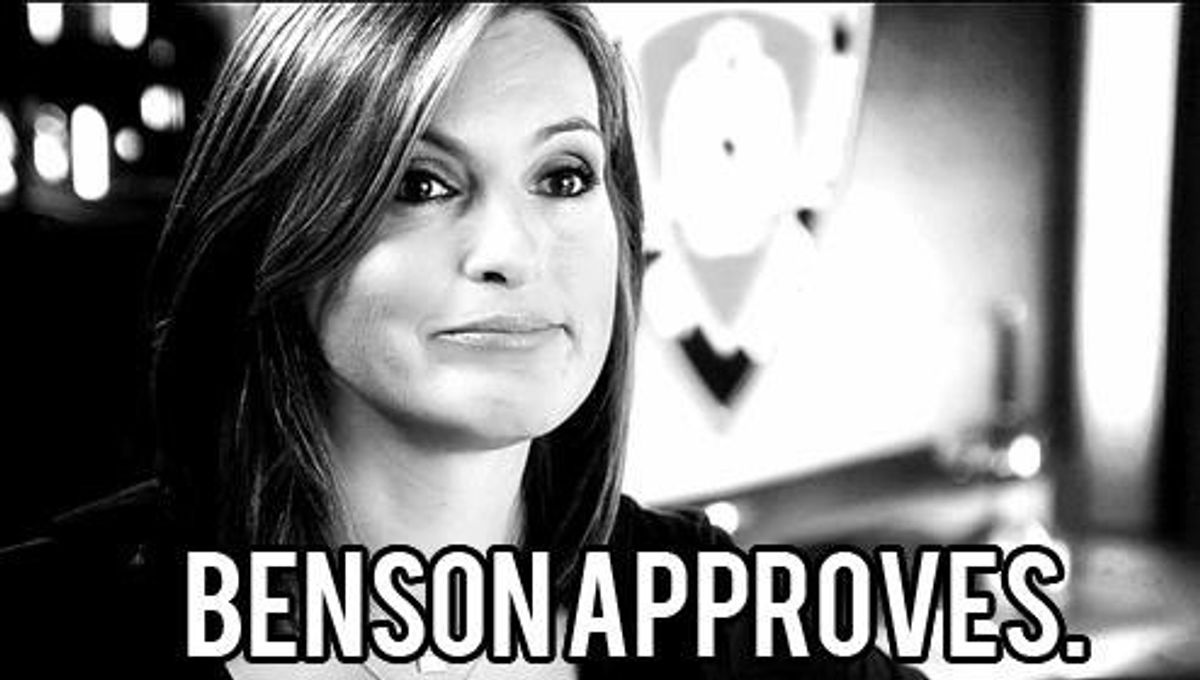 15 Signs You're Obsessed With "Law & Order: SVU"