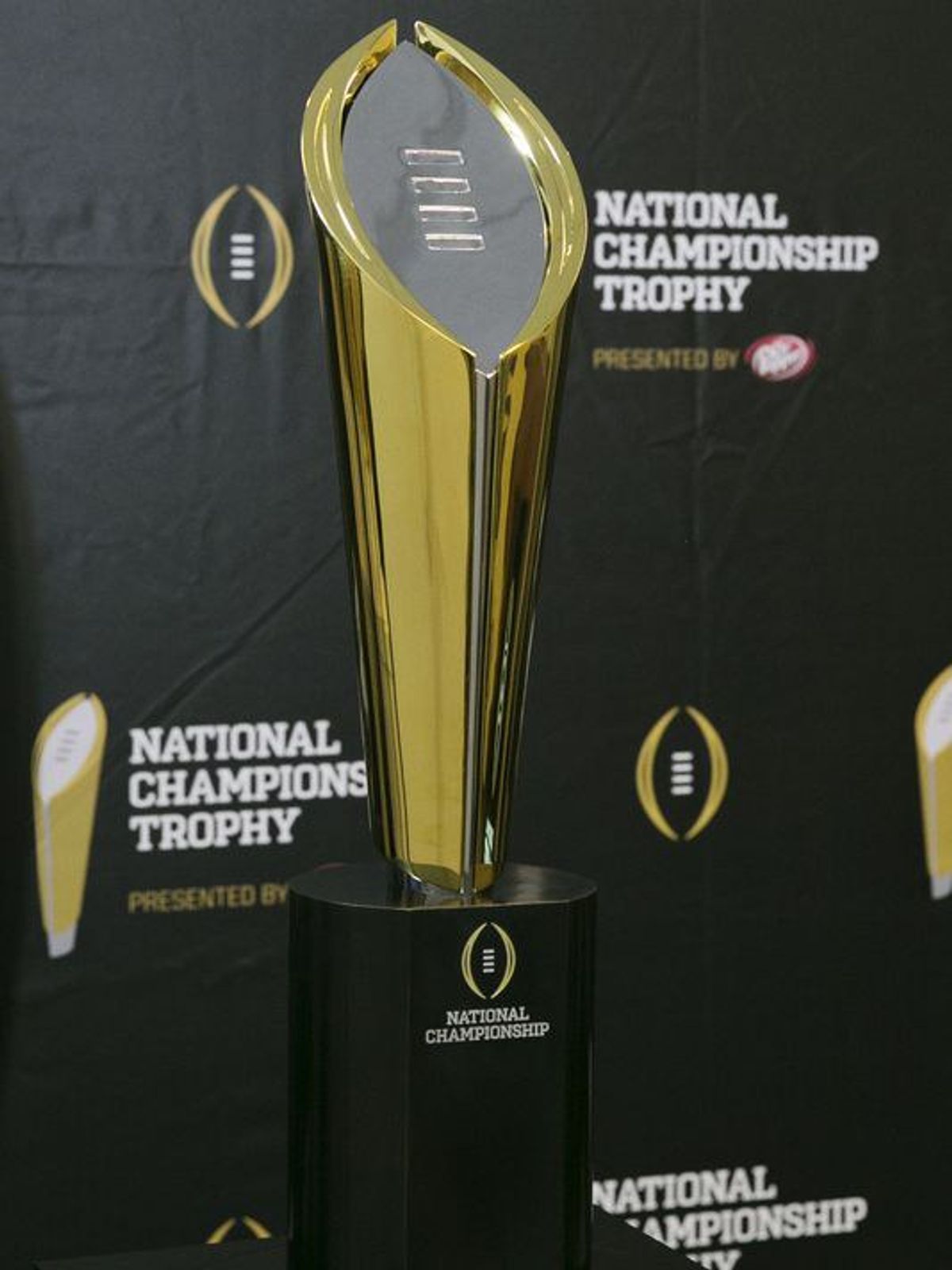 Notable Contenders For The College Football Playoff