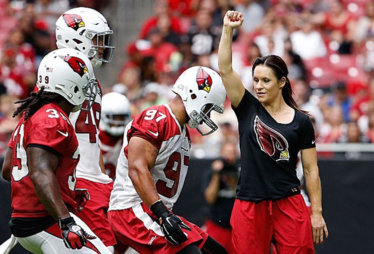 Jennifer Welter coaching for Arizona Cardinals in the NFL