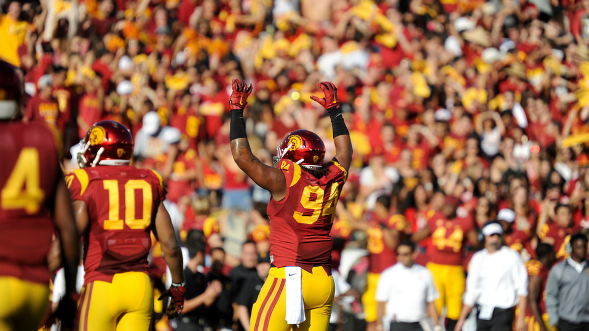 25 Thoughts You Have At Your First USC Game