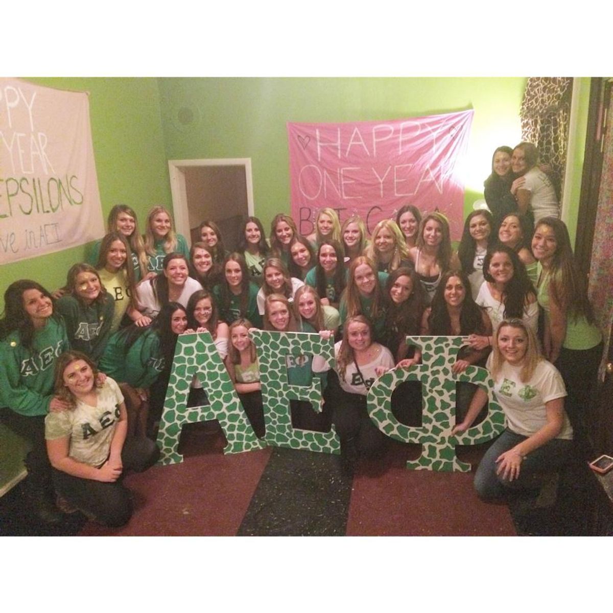 10 Signs You're In A Sorority At A School Where Greek Life Isn't Dominant