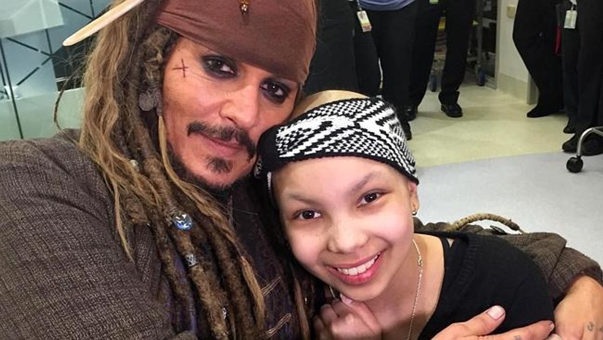 Captain Jack Sparrow Visits Children's Hospital