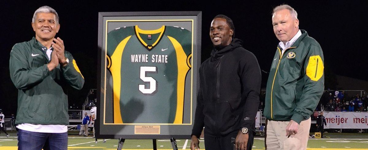 WSU Retires Bell's Jersey Number