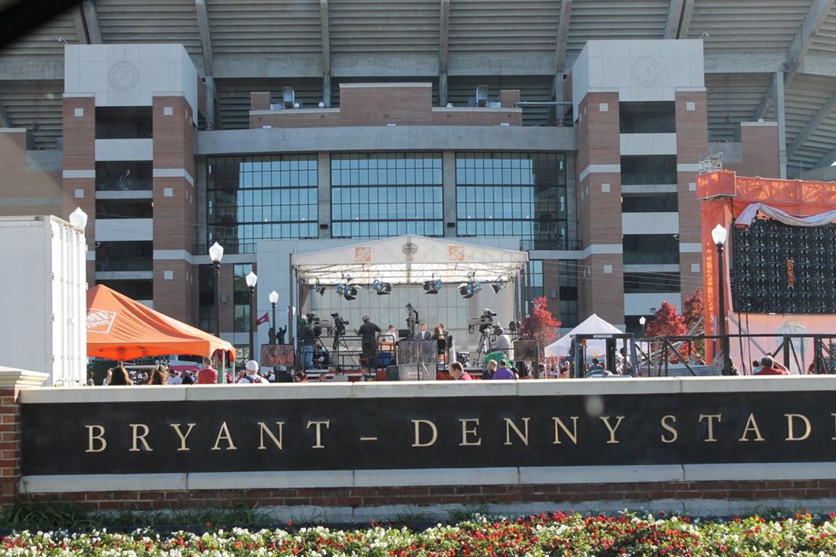 Best Signs From Alabama vs. LSU College Gameday