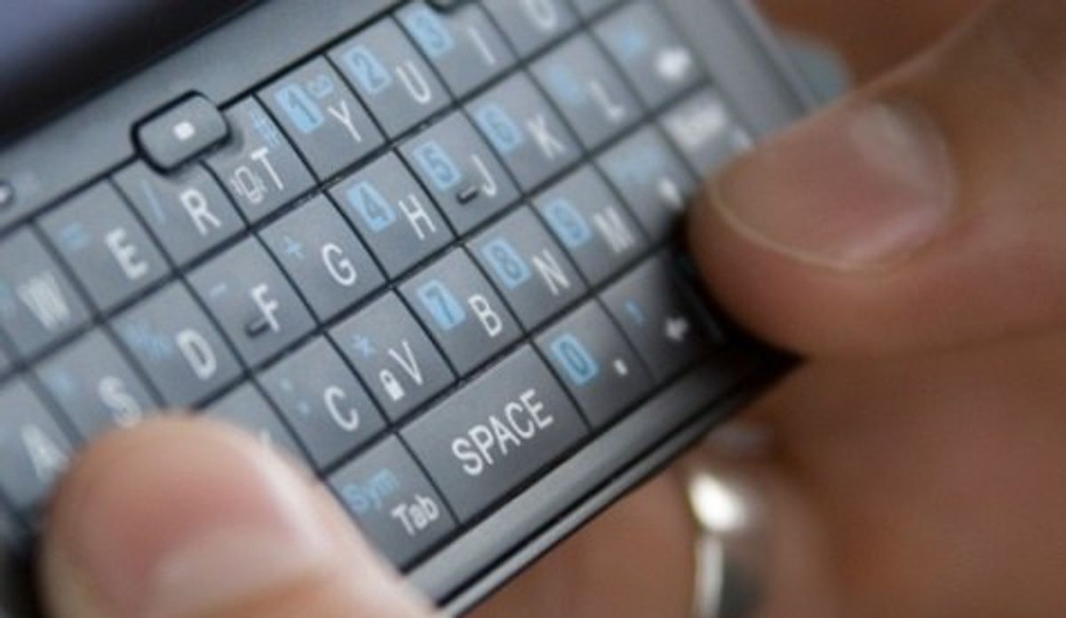 25 Signs You Have Bad Texting Syndrome