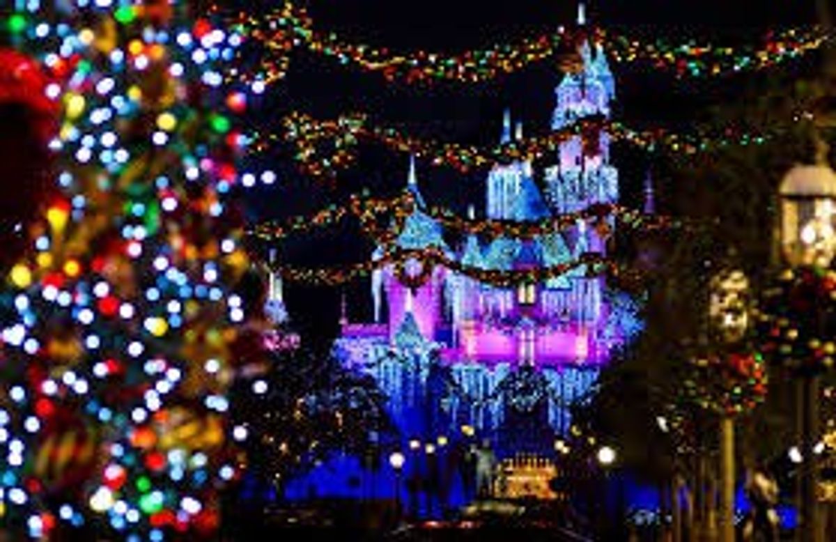 Christmas On Disneyland's Main Street