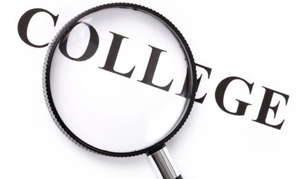 A Warning To Indecisive Seniors: Choosing A College