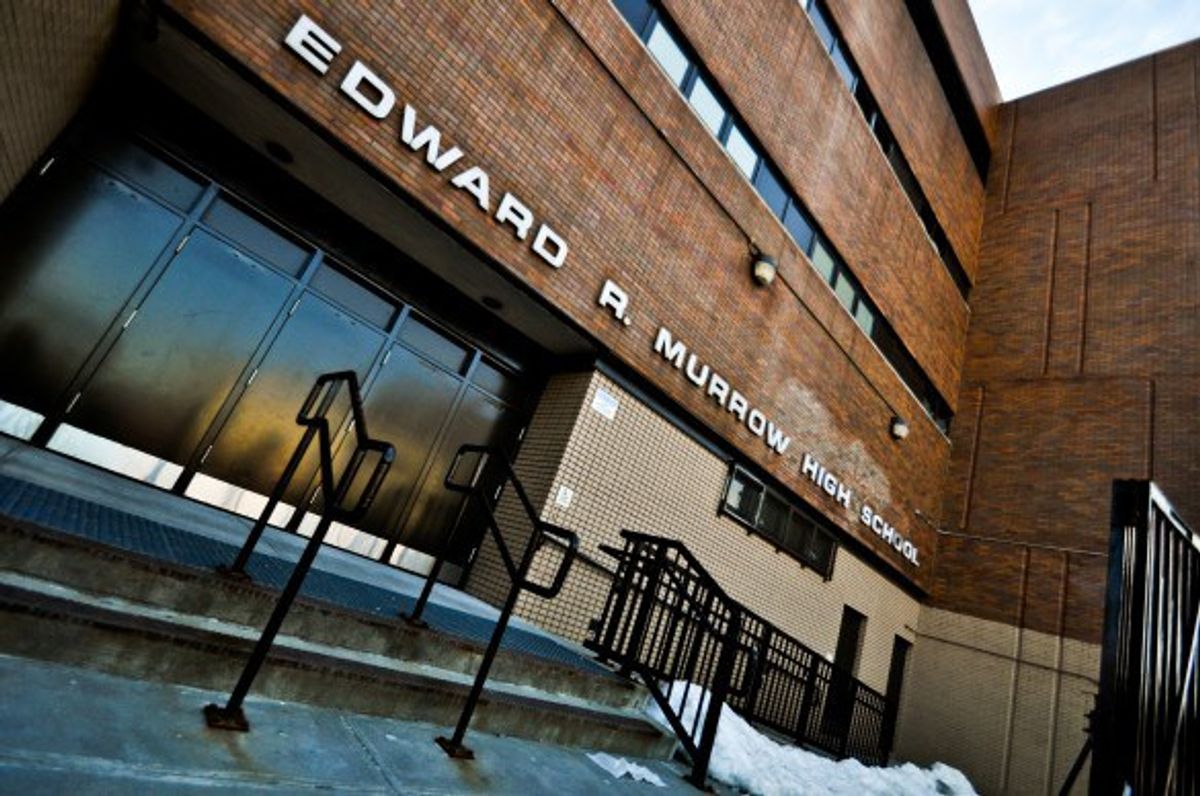 11 Signs You Went To Edward R. Murrow High School