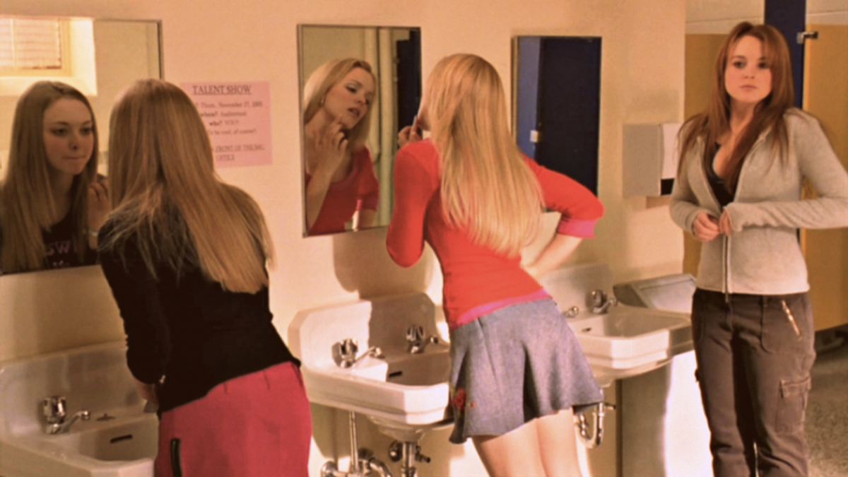 10 Things You Hear In the Girls Bathroom