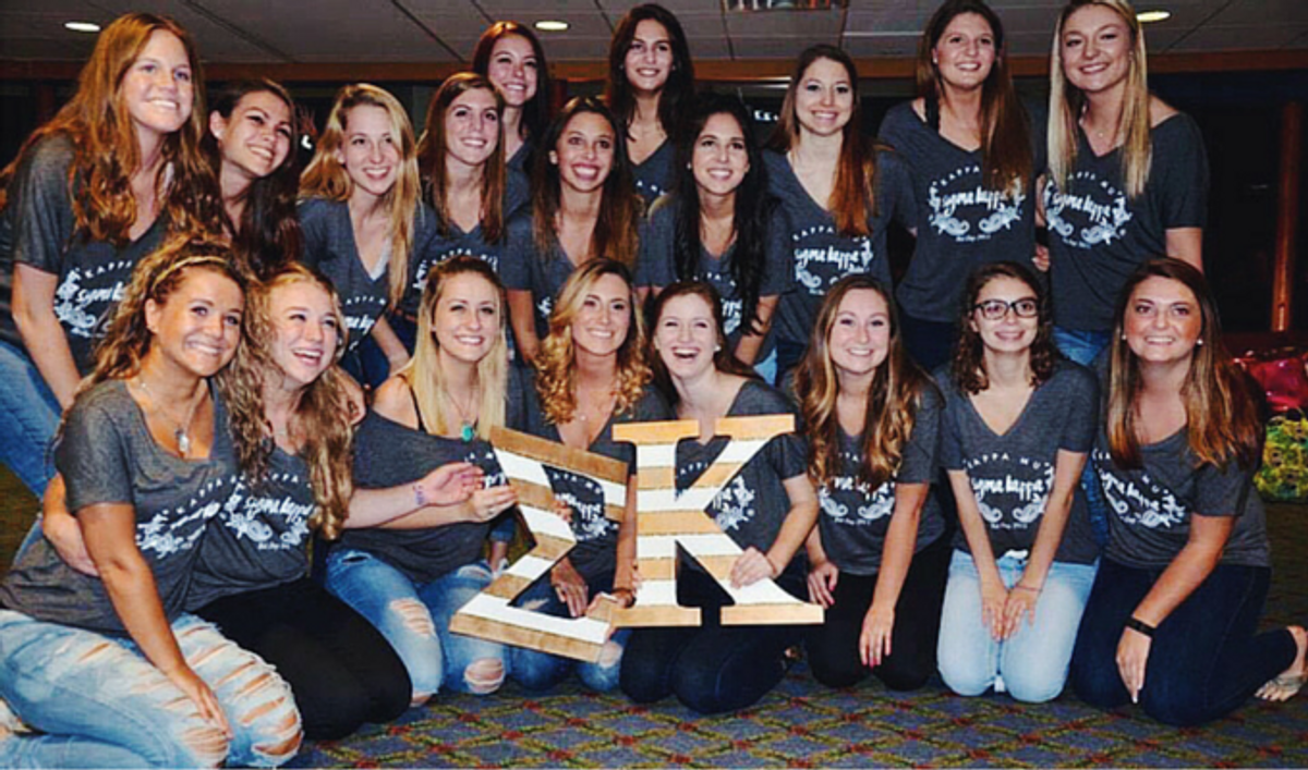 11 Signs That Say, "You Should Go Greek"