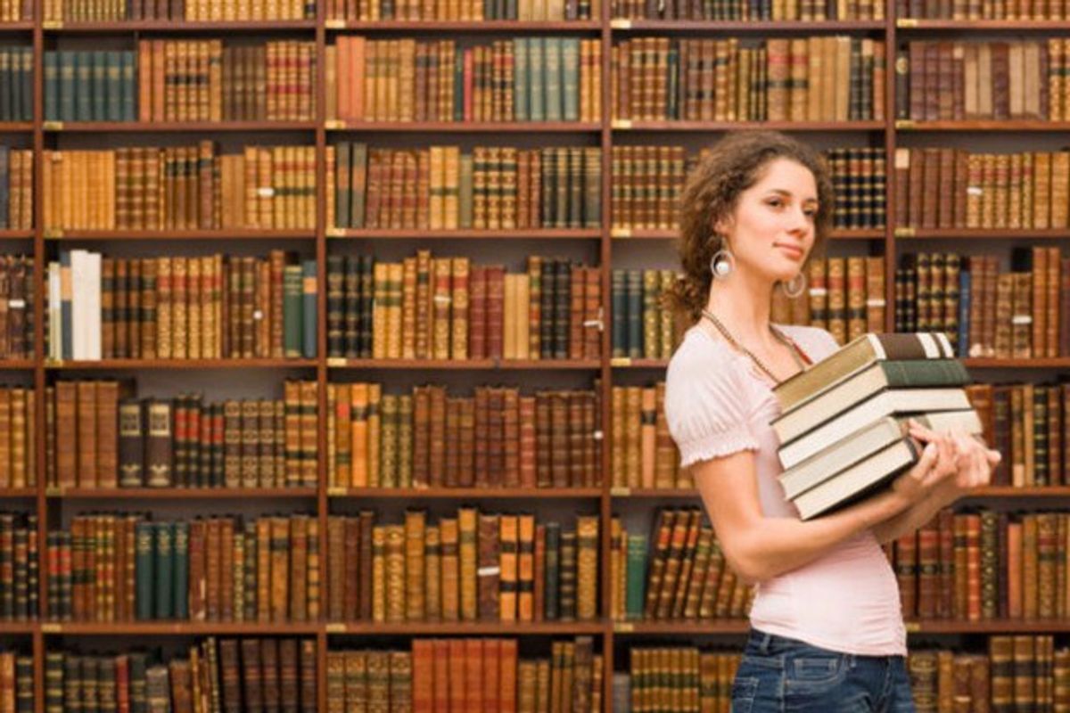 10 Signs You're An English Major