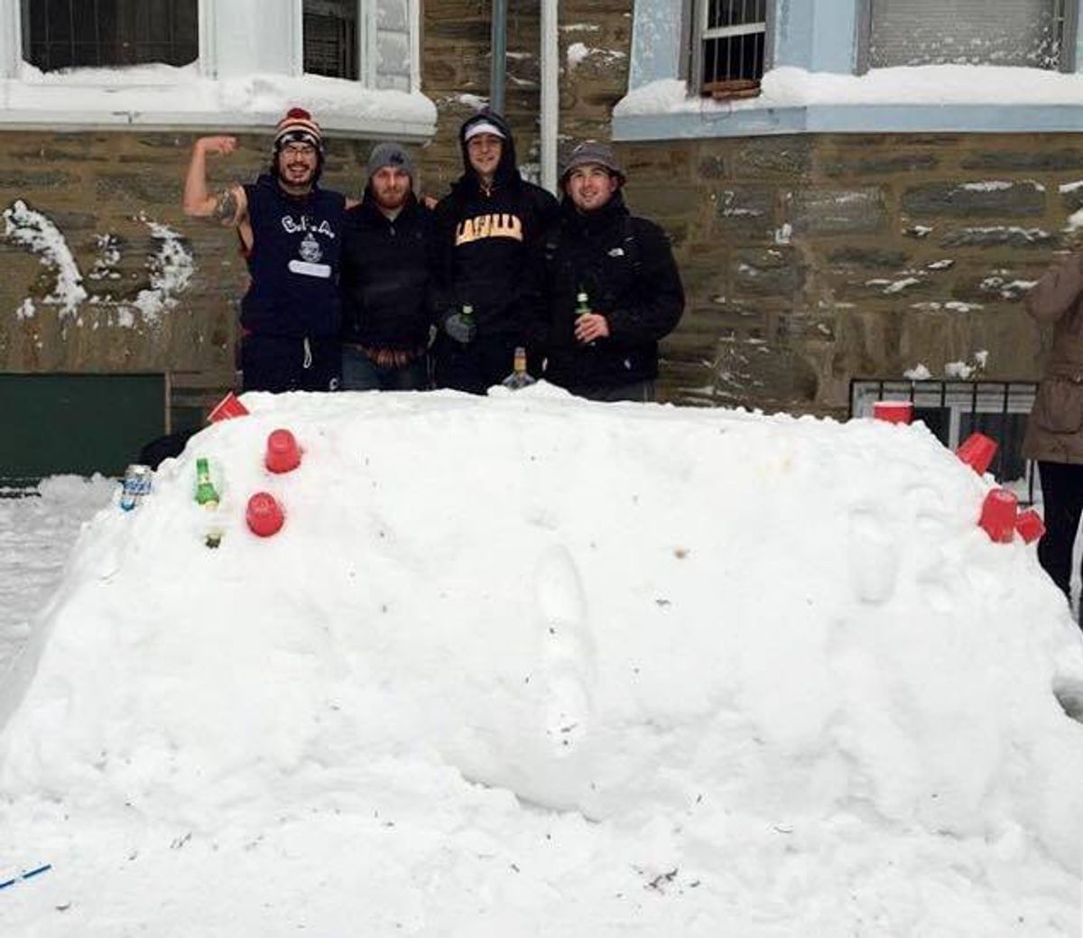 LaSalle Explorers Take On Blizzard Jonas