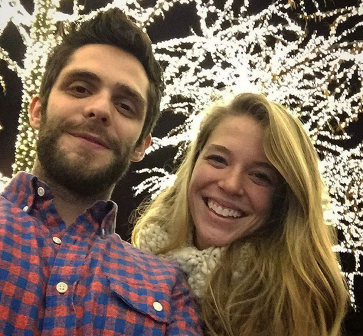 7 Reasons Why Thomas Rhett And His Wife Are Goals