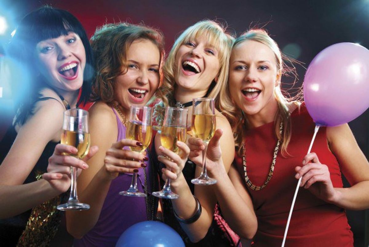 7 Ways To Stay Safe When Going Out With Your Friends