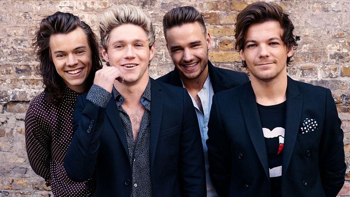 12 Signs You've Never Been A One Direction Fan