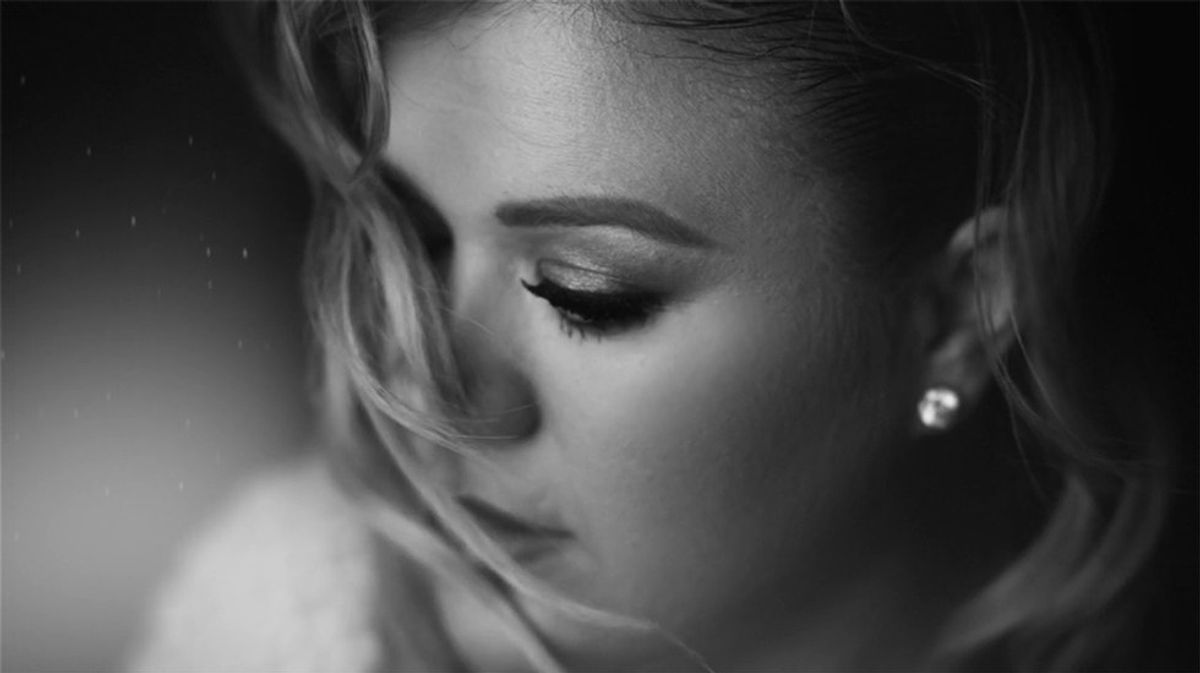 The Beauty Of Kelly Clarkson's 'Piece by Piece'