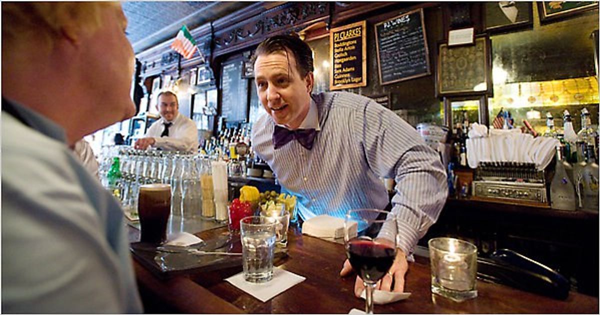 12 Tips On How To Treat Your Bartender