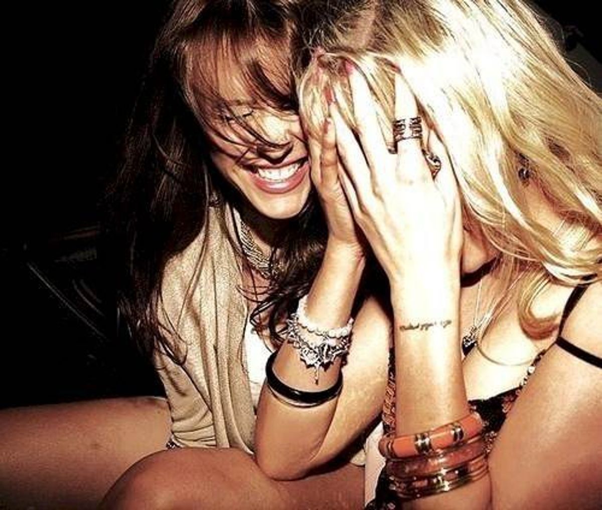 How To Tell The Difference Between A Friend And A Drinking Buddy