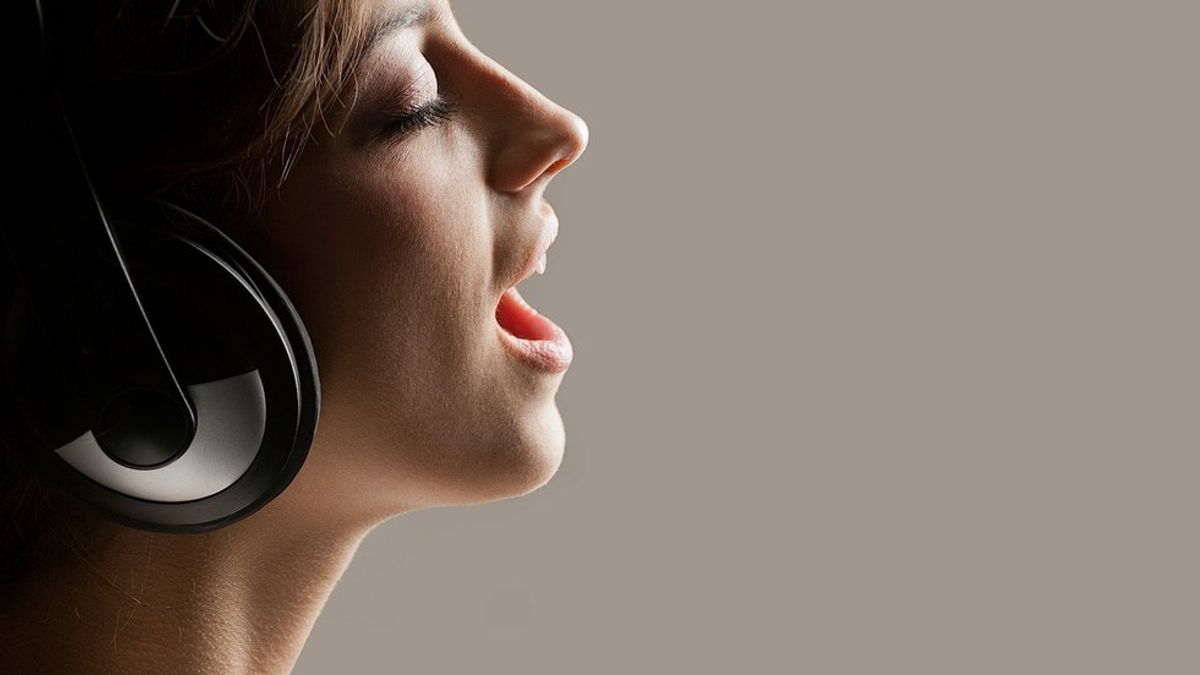 11 Tips for Maintaining a Healthy Voice