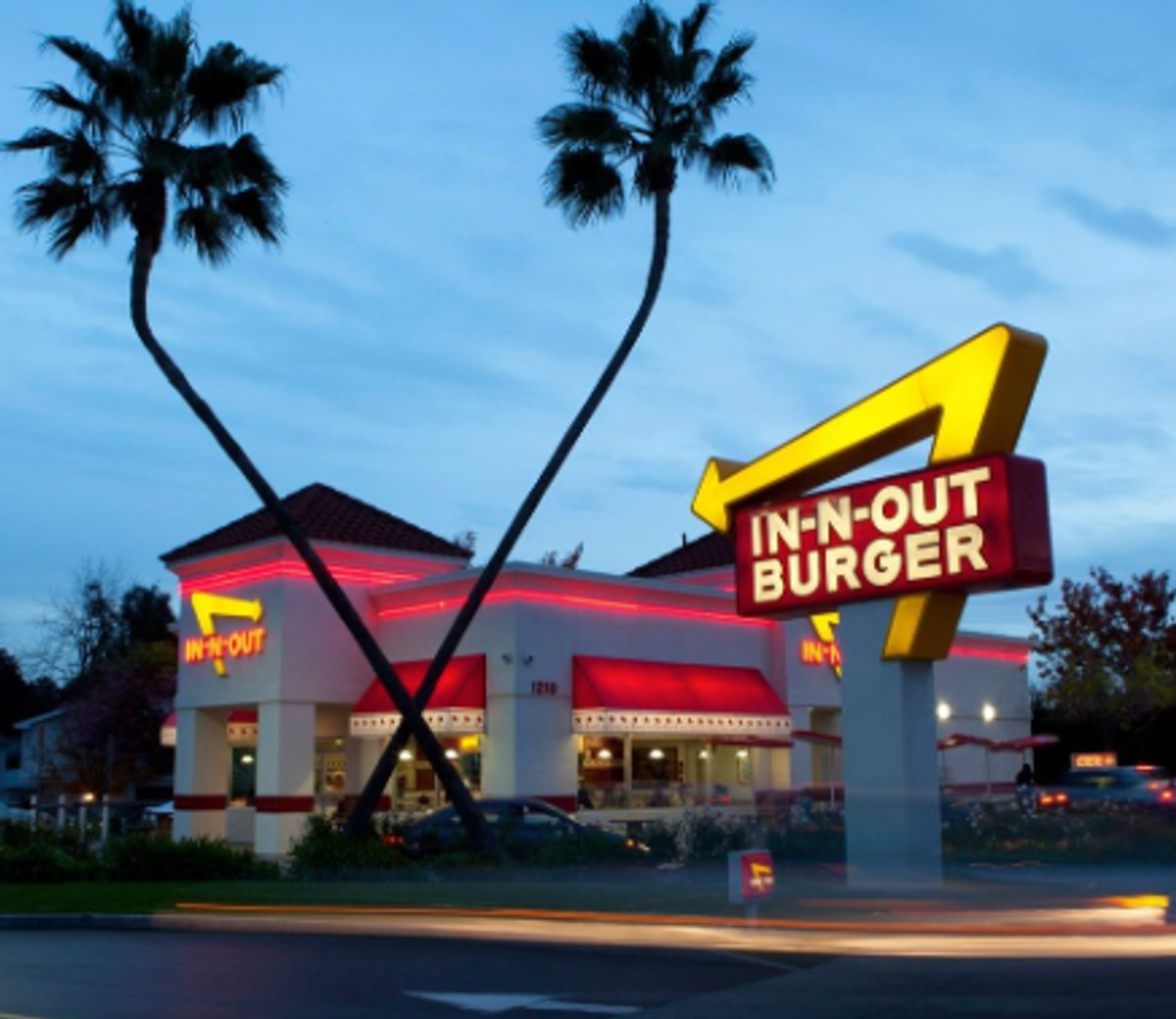 Stating The Facts: In-N-Out To Stay On The West Coast