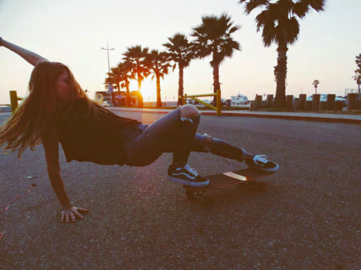 Girls On The Go: The Best Of Female Skateboarders