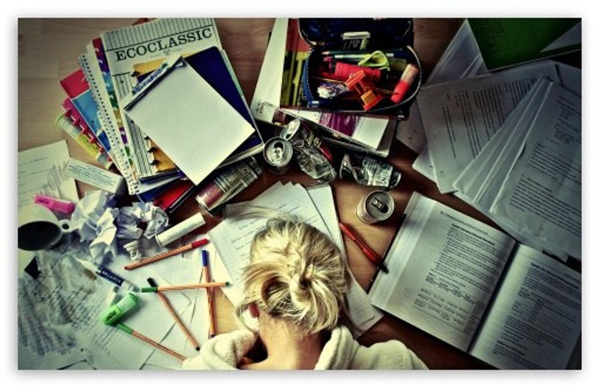 12 Ways Students Deal With Finals Week