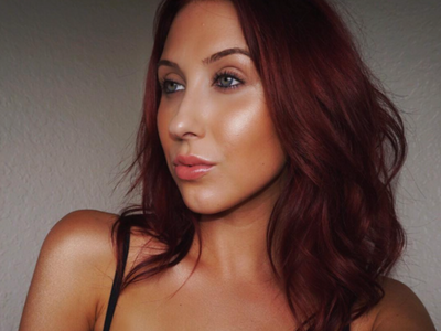 Jaclyn Hill Fans Are Fed up With Her Latest Twitter Announcement