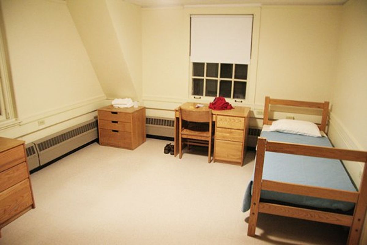 An Open Letter To My Dorm Room