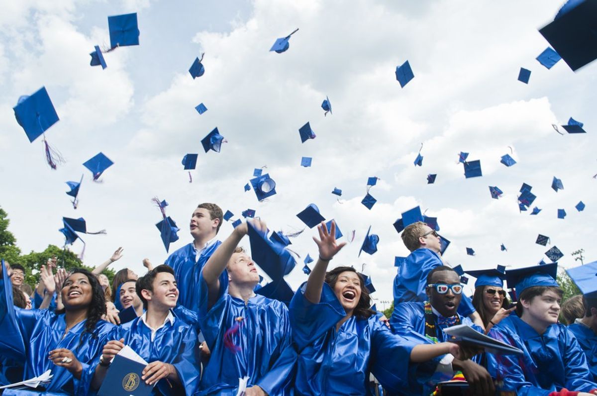 5 Things You Should Do After Graduating High School