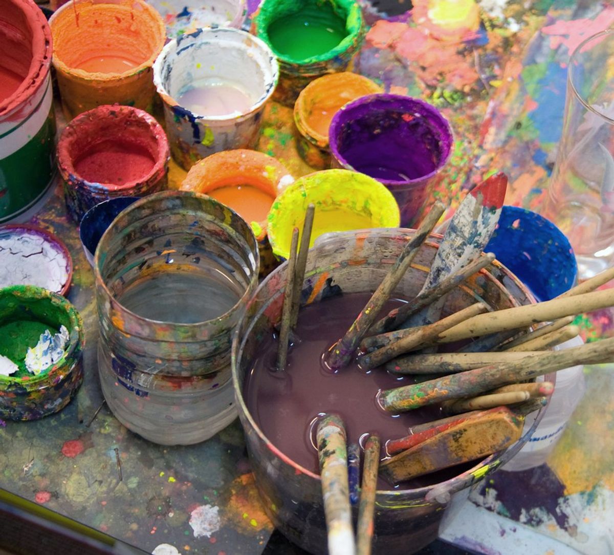 10 Struggles Every Art Major Faces