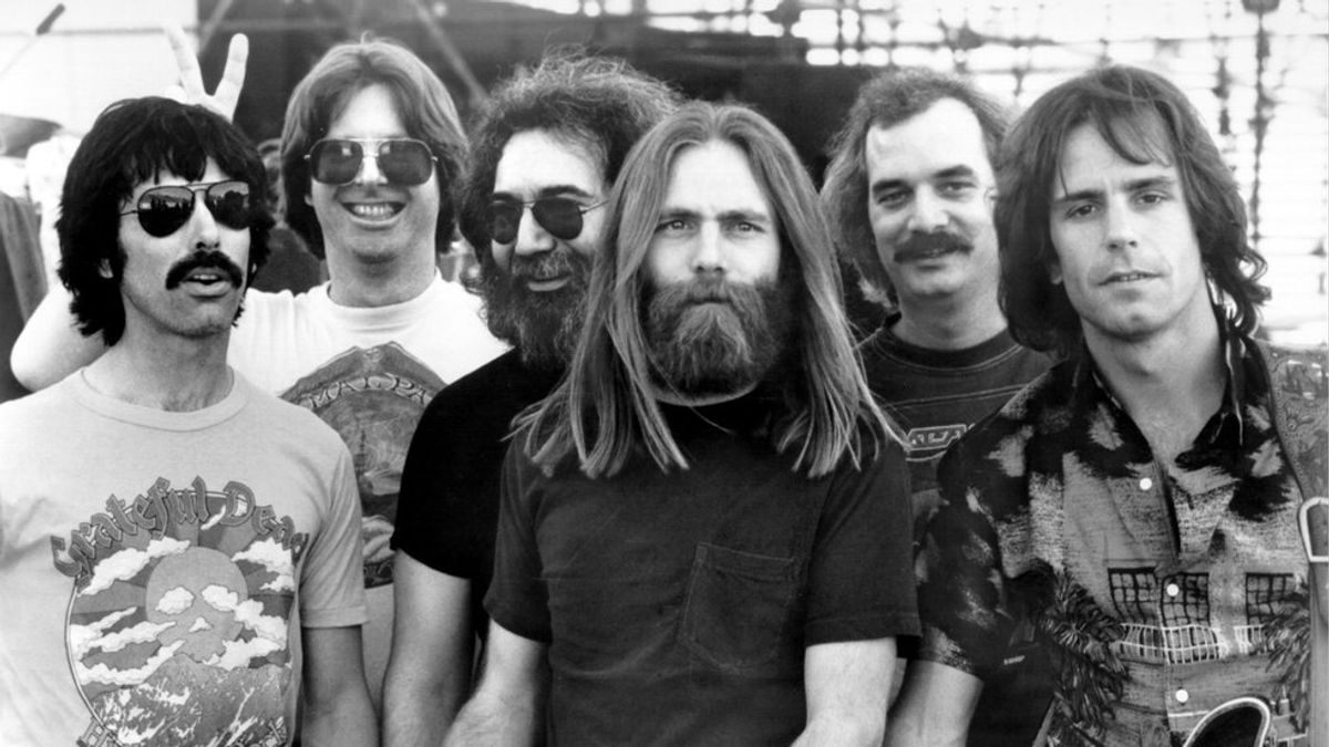 7 Life Lessons From The Grateful Dead