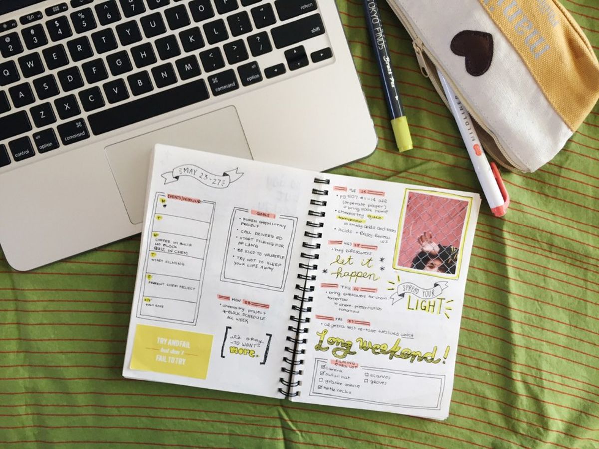 5 Reasons To Start Journaling In College