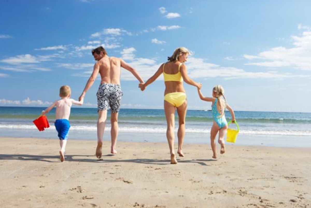 The Do’s And Don’ts Of Proper Beach Etiquette