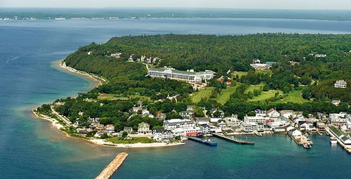 12 Reasons Why Mackinac Island Is The Best Summer Vacation Spot