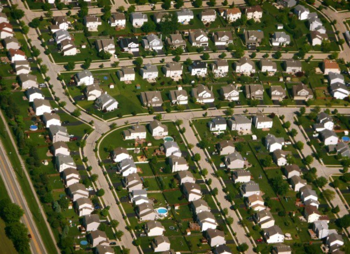 ​10 Signs You Grew Up In A Sheltered Suburban Town