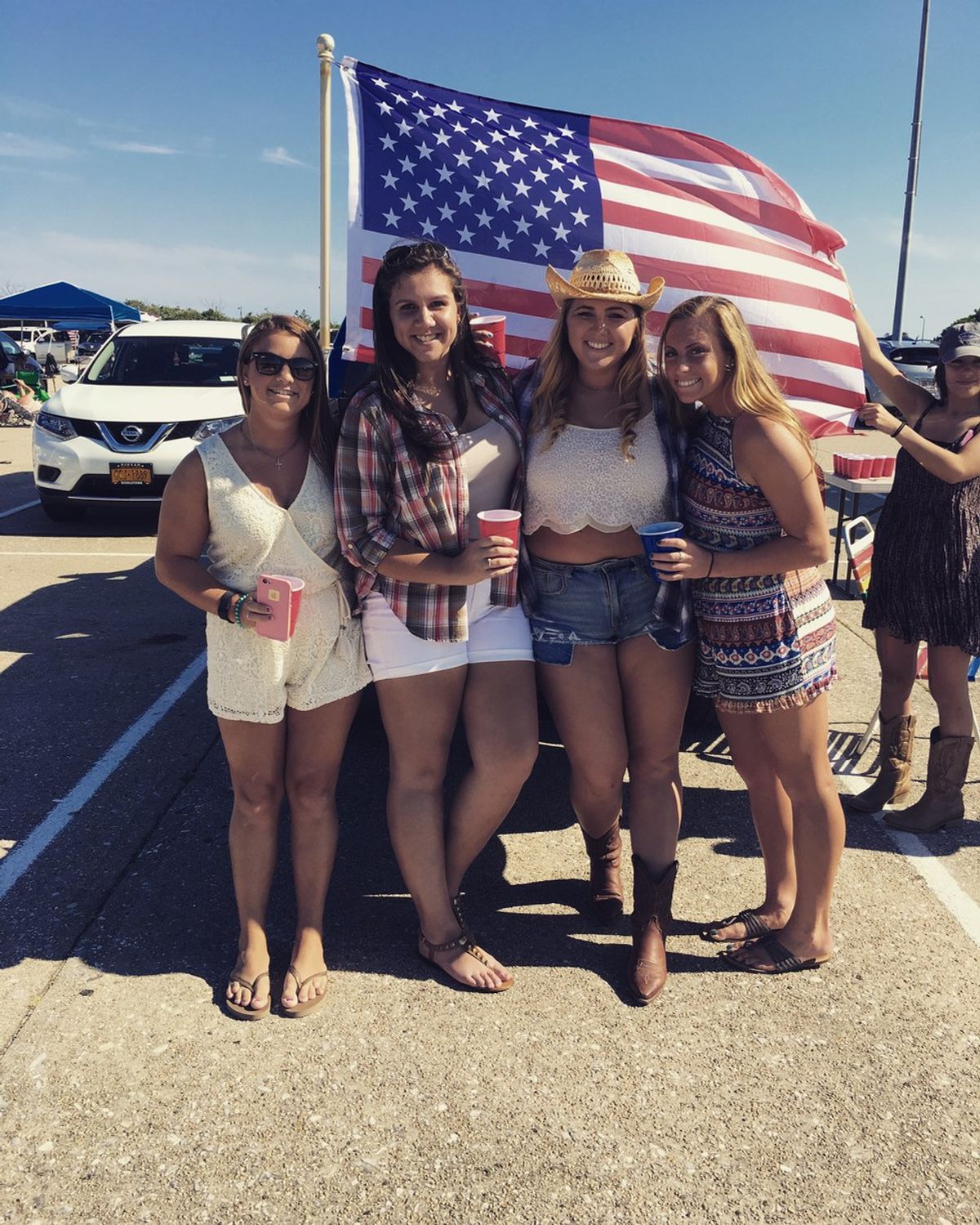 10 Things You Need To Make A Country Tailgate Awesome