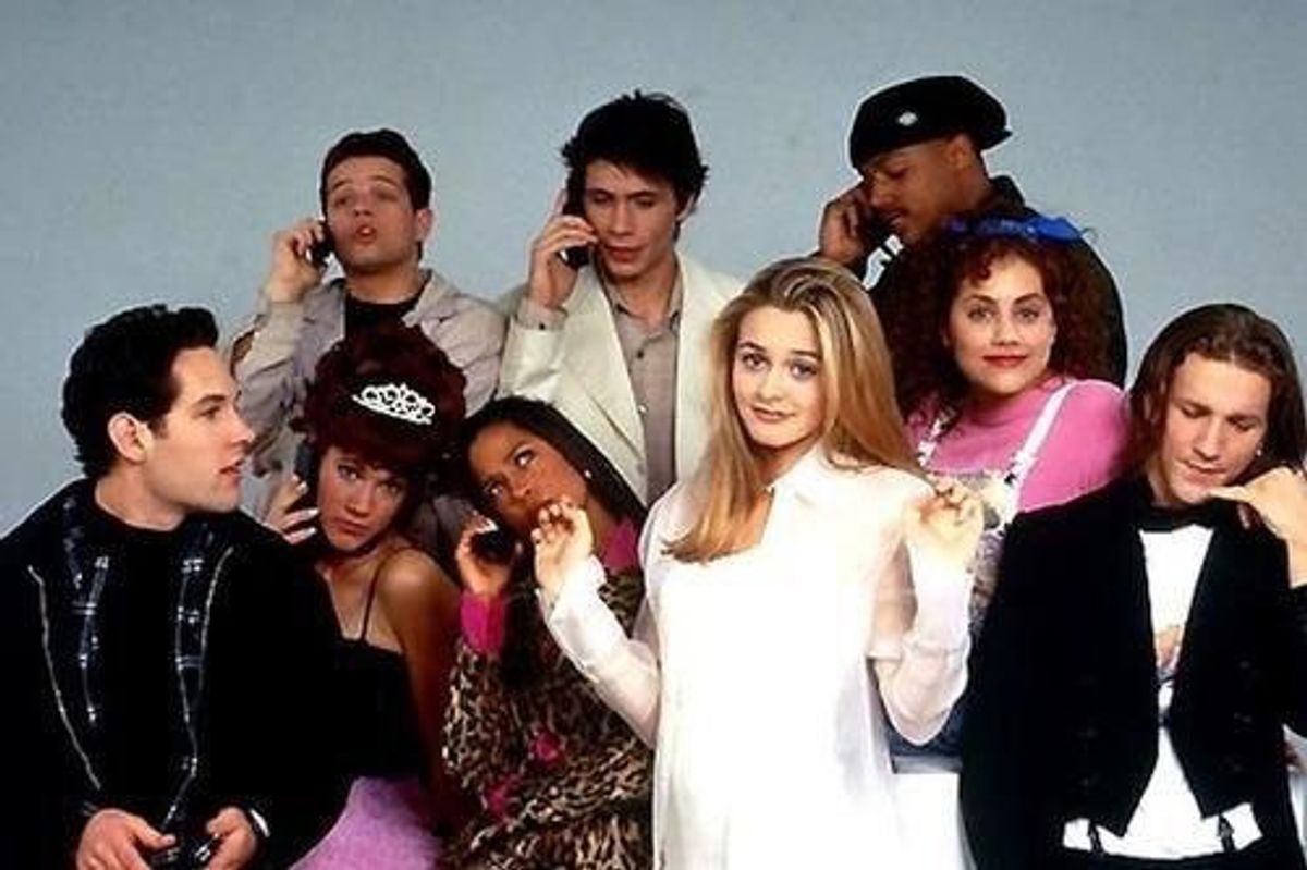 The 6 Best '90s Throwbacks We All Wish Still Existed