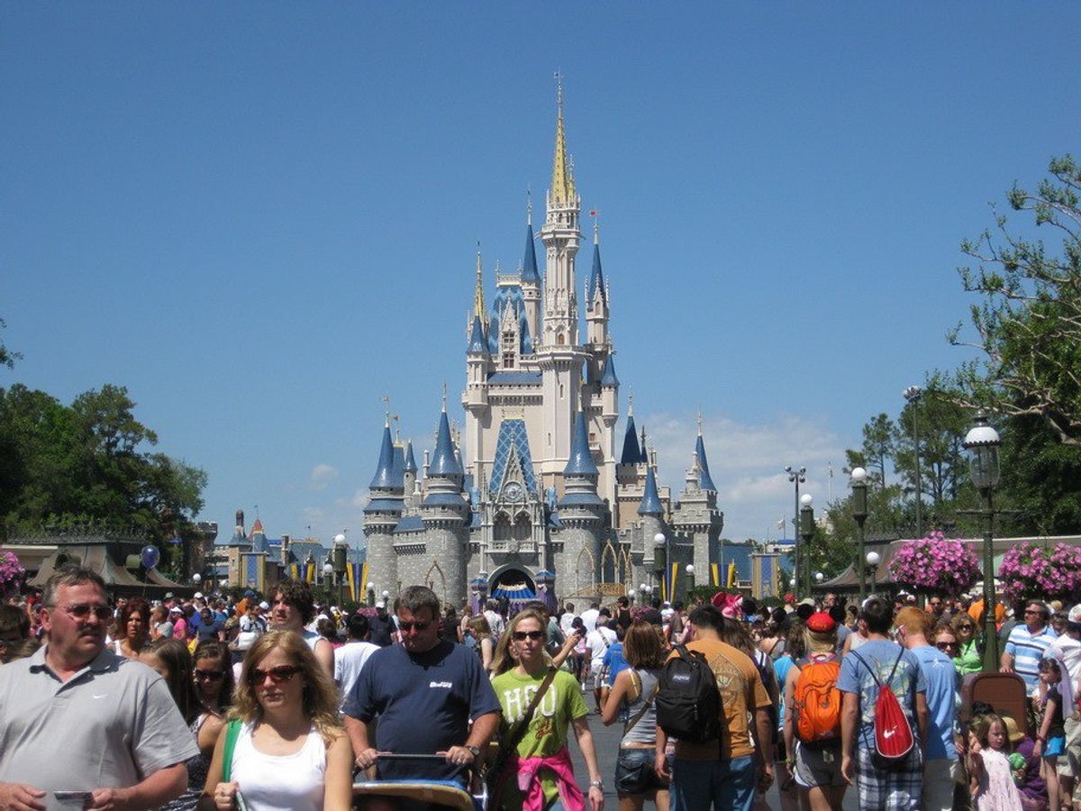 7 Things Wrong With Theme Parks