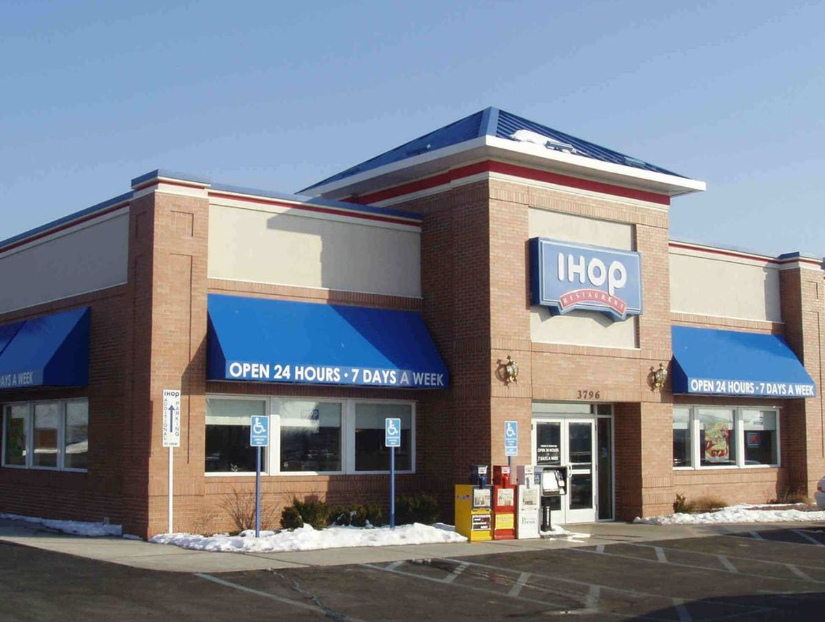 A Breakfast Connoisseur's Review: IHOP Edition