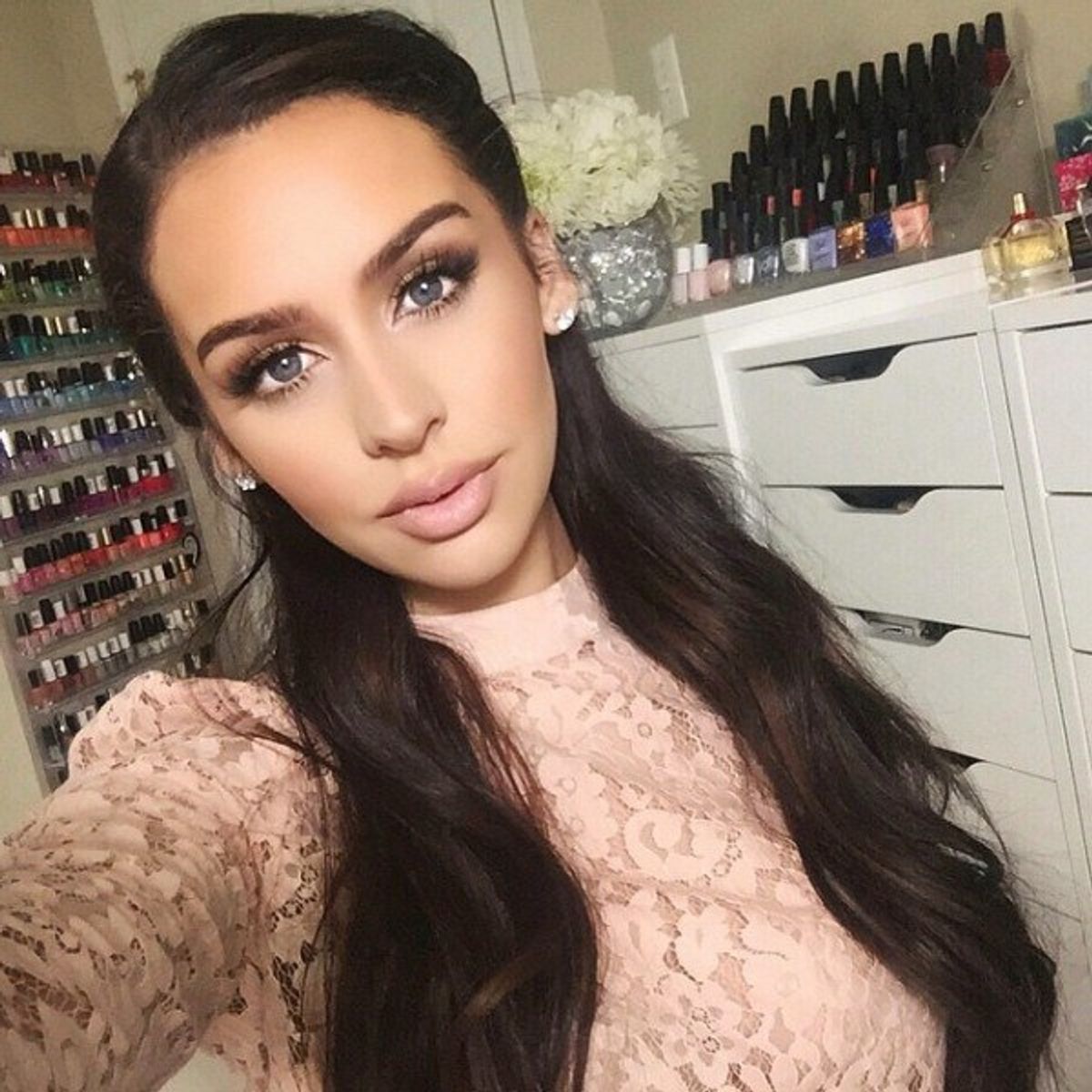 The 5 Best Beauty YouTubers To Follow