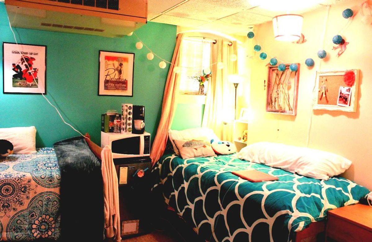 11 Things Freshman Are Thinking During Move-In Day