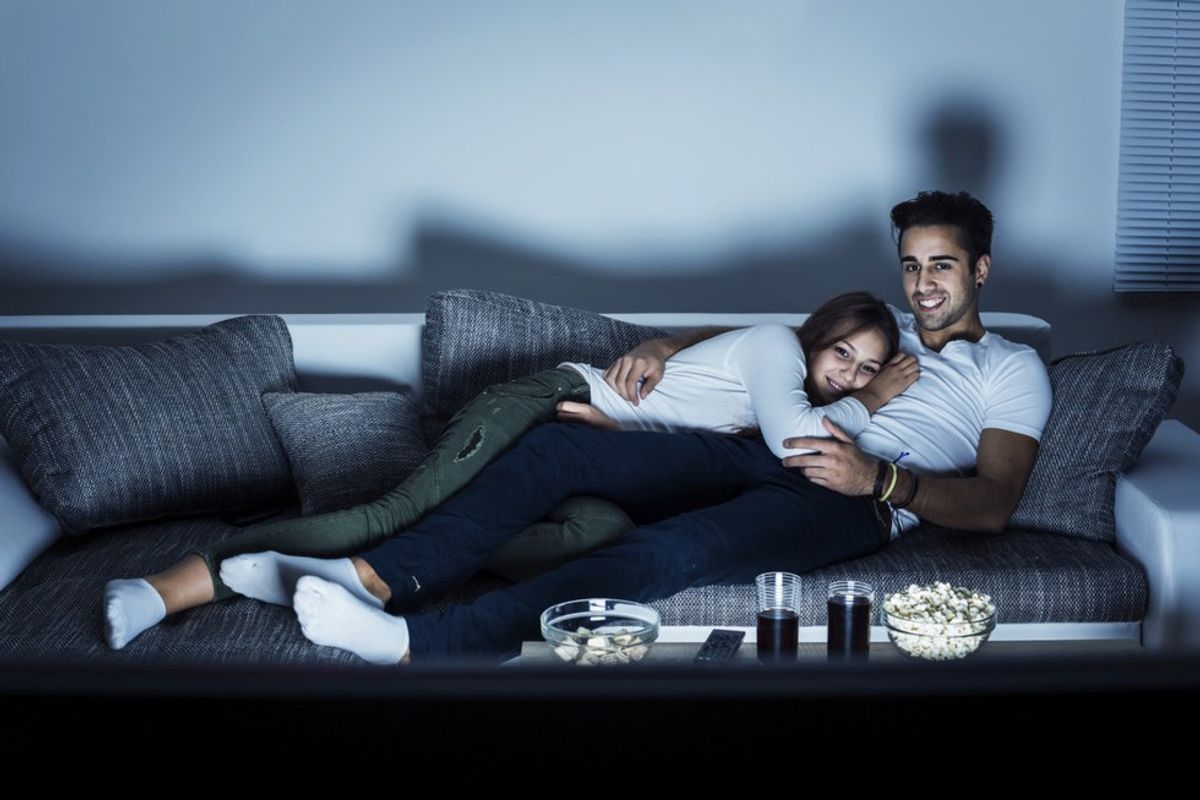 5 Things Guys Need To Do Before Inviting A Girl Over