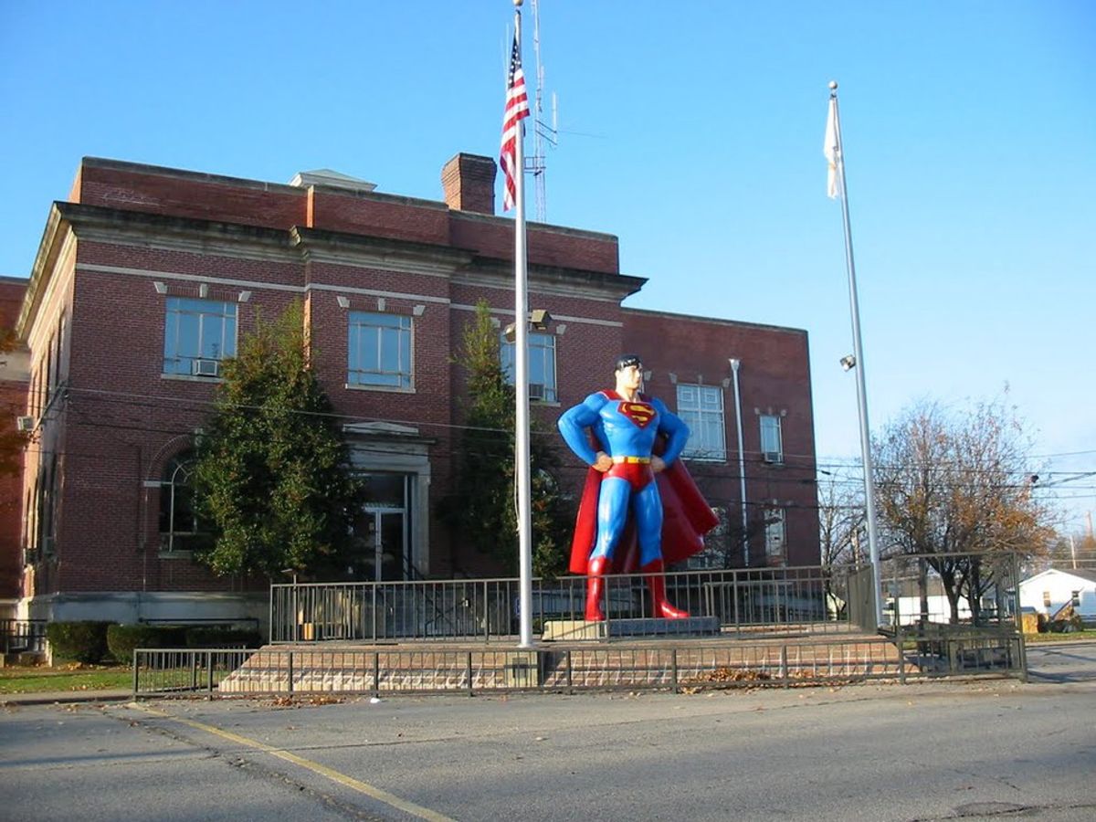 12 Signs You Grew Up in Metropolis, Illinois