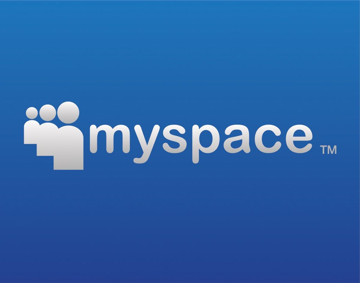 12 Angles Everyone Had On Their MySpace