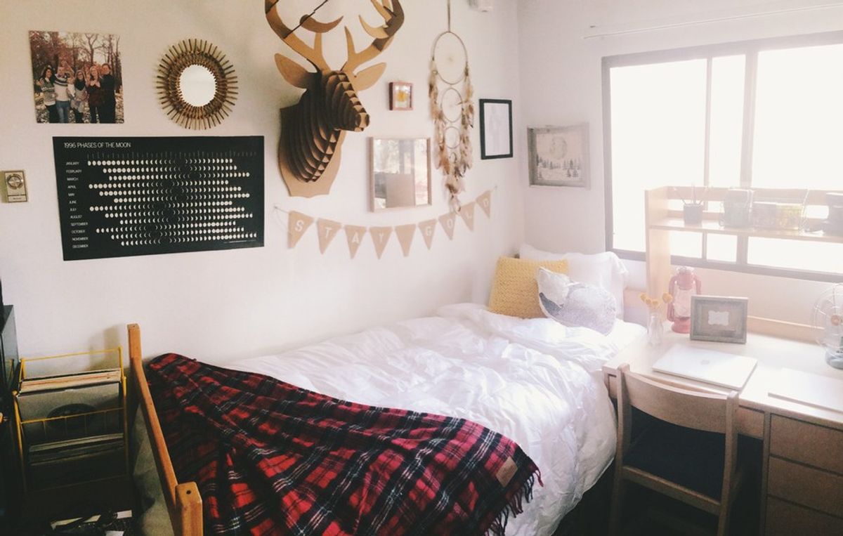 11 Dorm Room DIY's