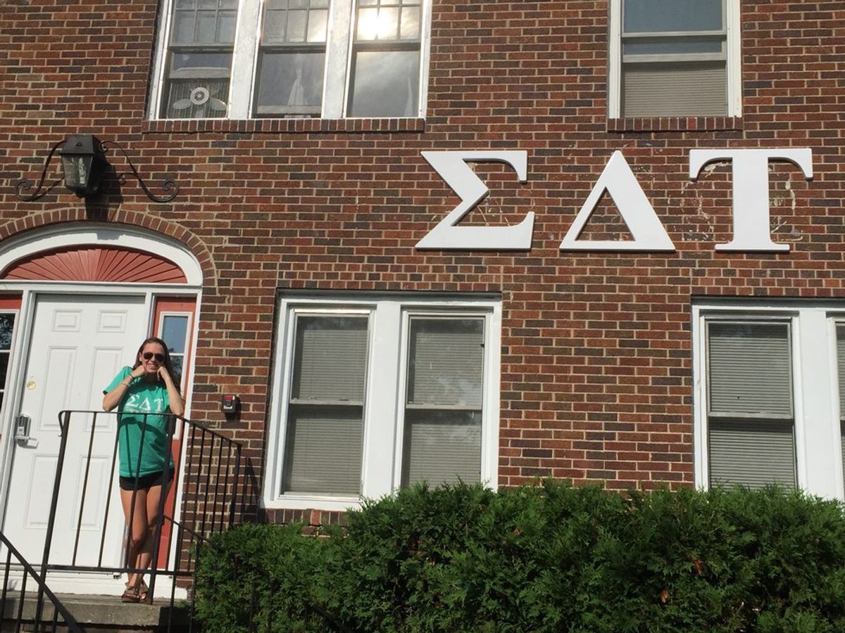 Why You Should Live In A Sorority House