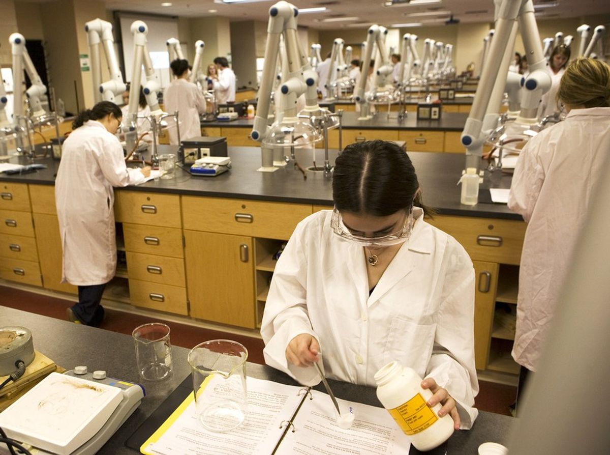 15 Signs You're A Science Major