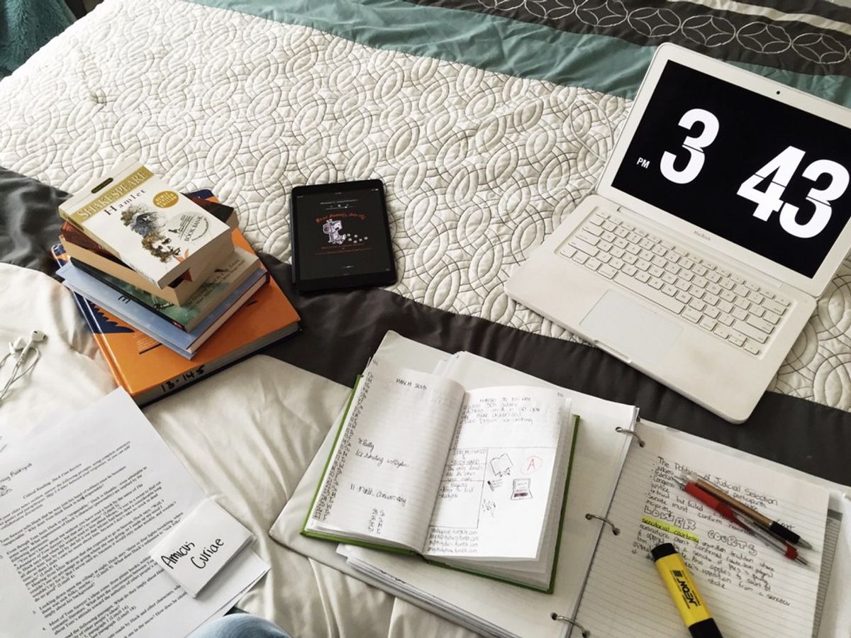 8 Things You Absolutely Need For College